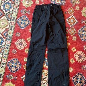 EUC REI Black Rain/snow pants - Large